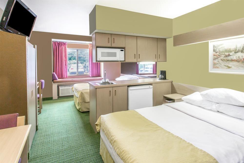 Quality Inn & Suites Maggie Valley - Cherokee Area מראה חיצוני תמונה