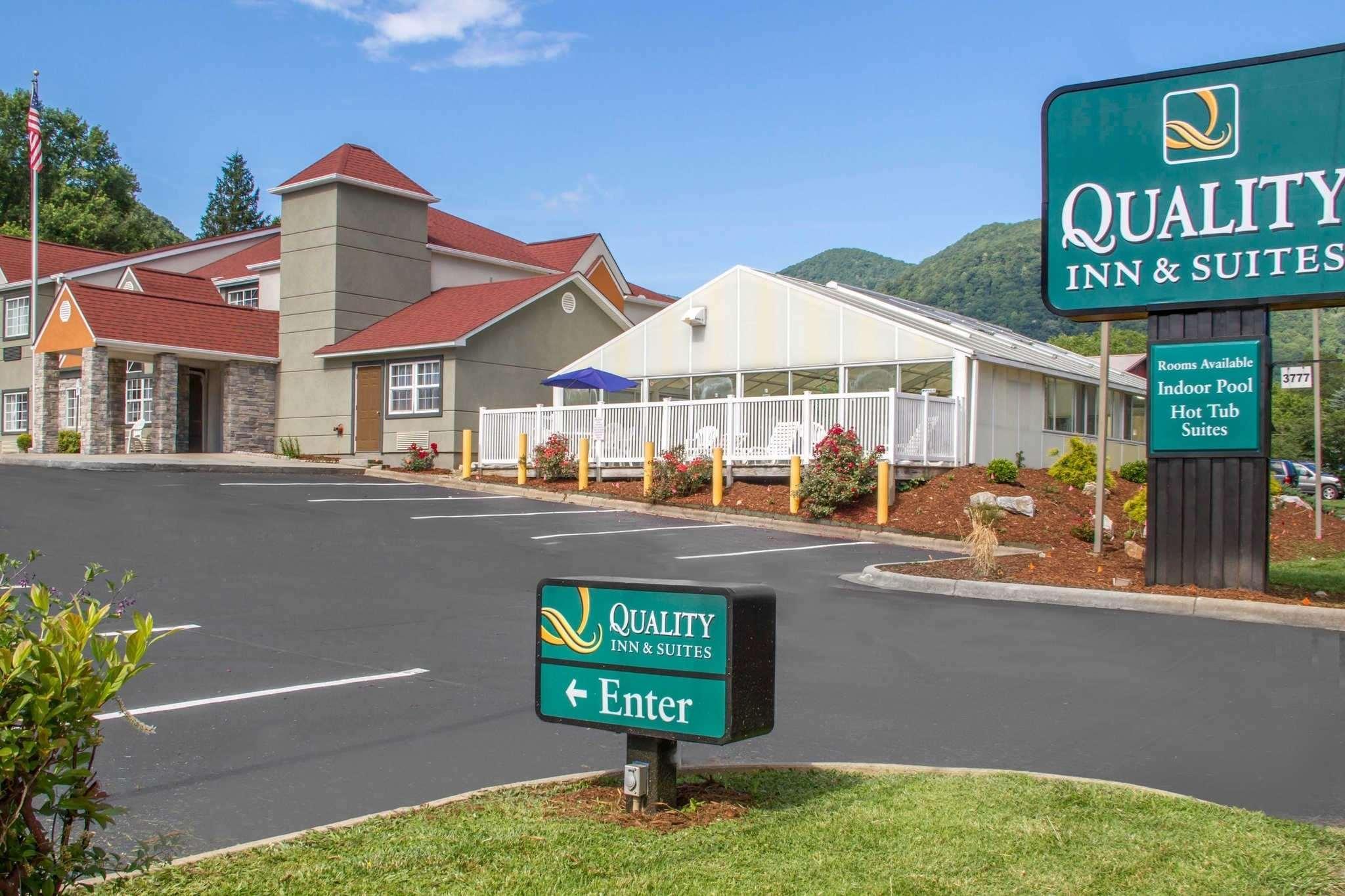 Quality Inn & Suites Maggie Valley - Cherokee Area מראה חיצוני תמונה