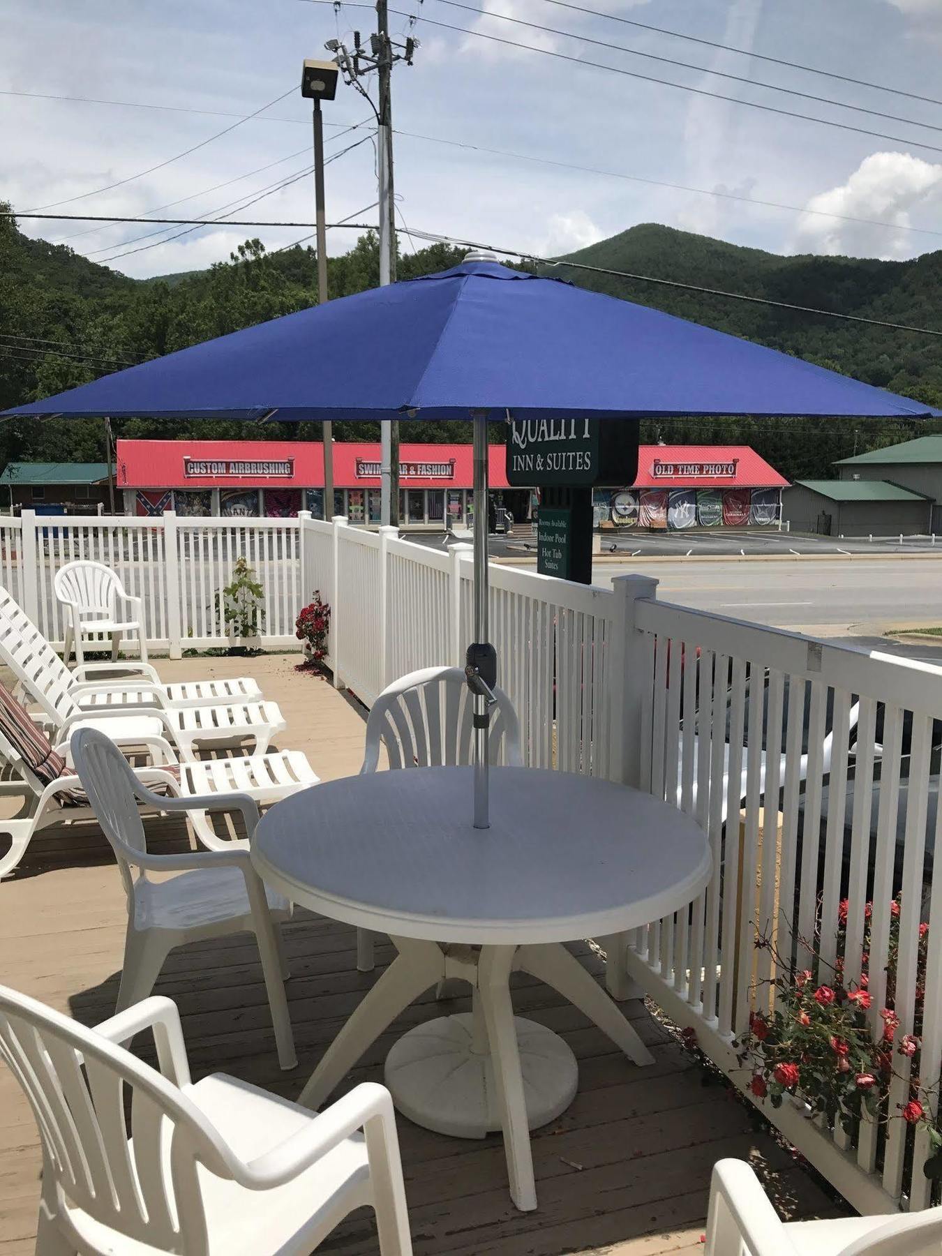 Quality Inn & Suites Maggie Valley - Cherokee Area מראה חיצוני תמונה