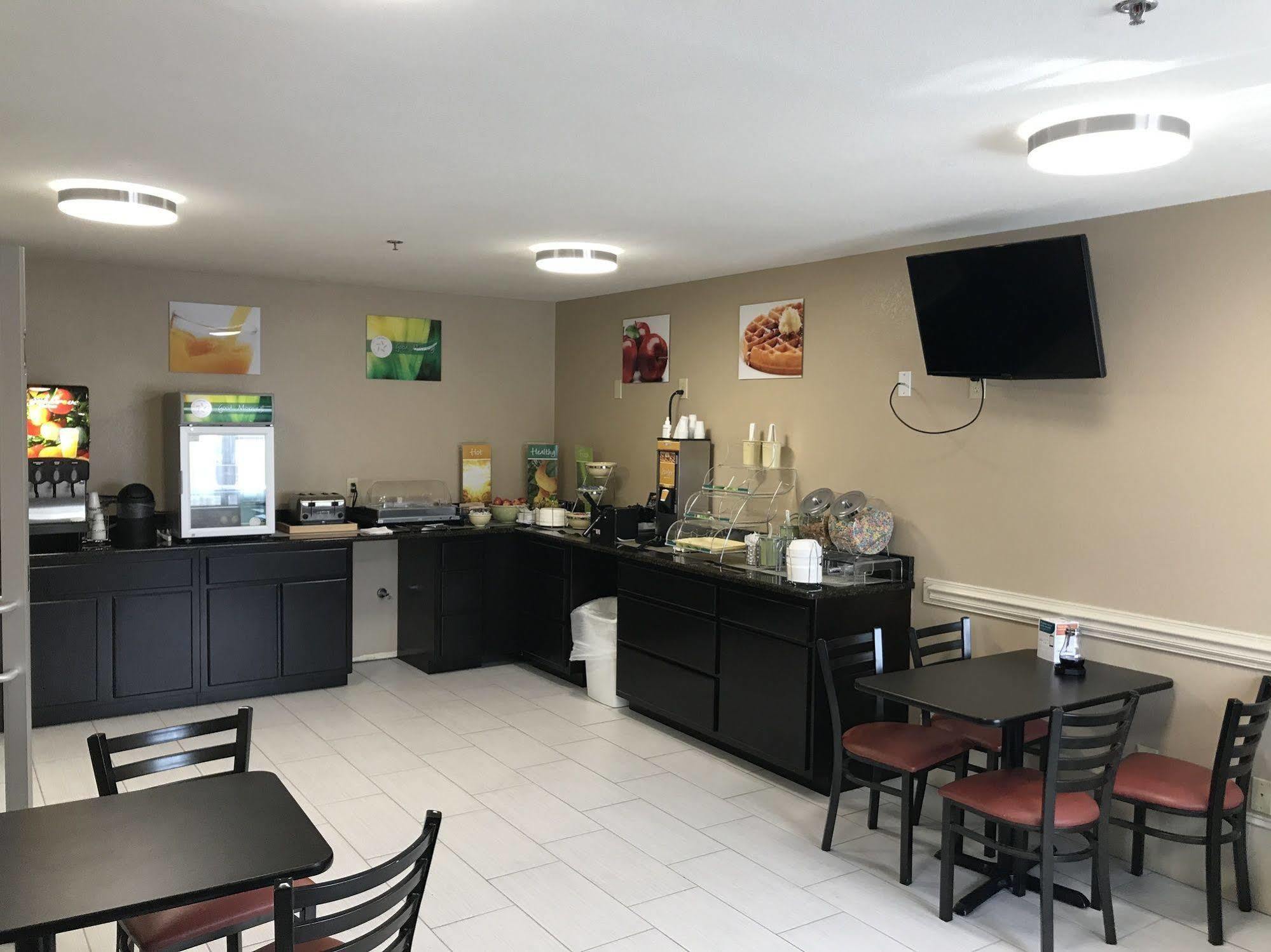 Quality Inn & Suites Maggie Valley - Cherokee Area מראה חיצוני תמונה